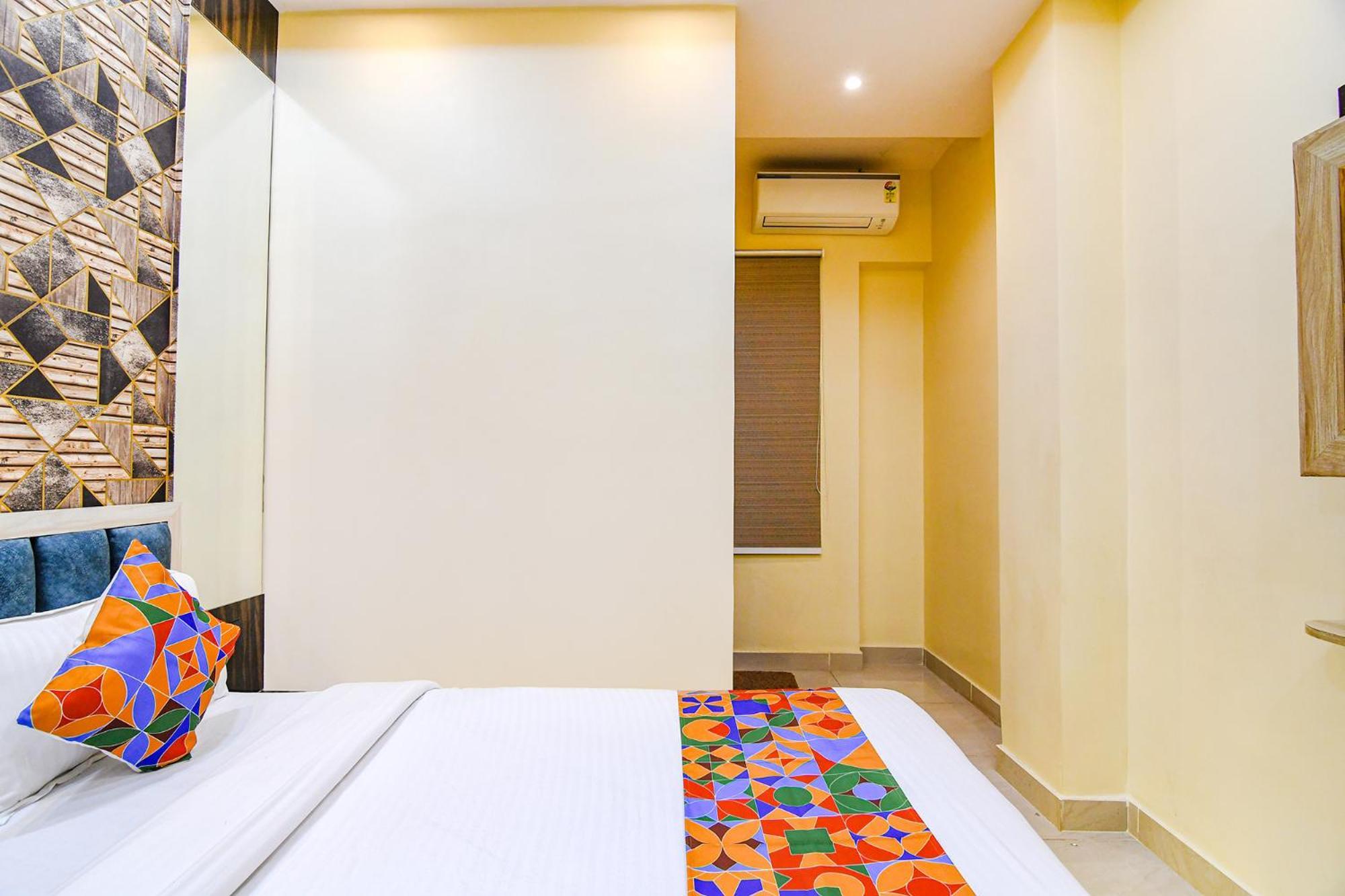 כלכותה Fabhotel Royal Park Inn - Nr Eden Garden Stadium מראה חיצוני תמונה