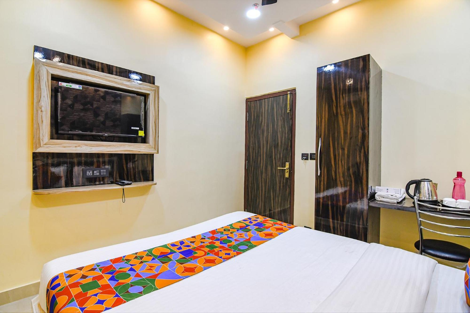 כלכותה Fabhotel Royal Park Inn - Nr Eden Garden Stadium מראה חיצוני תמונה