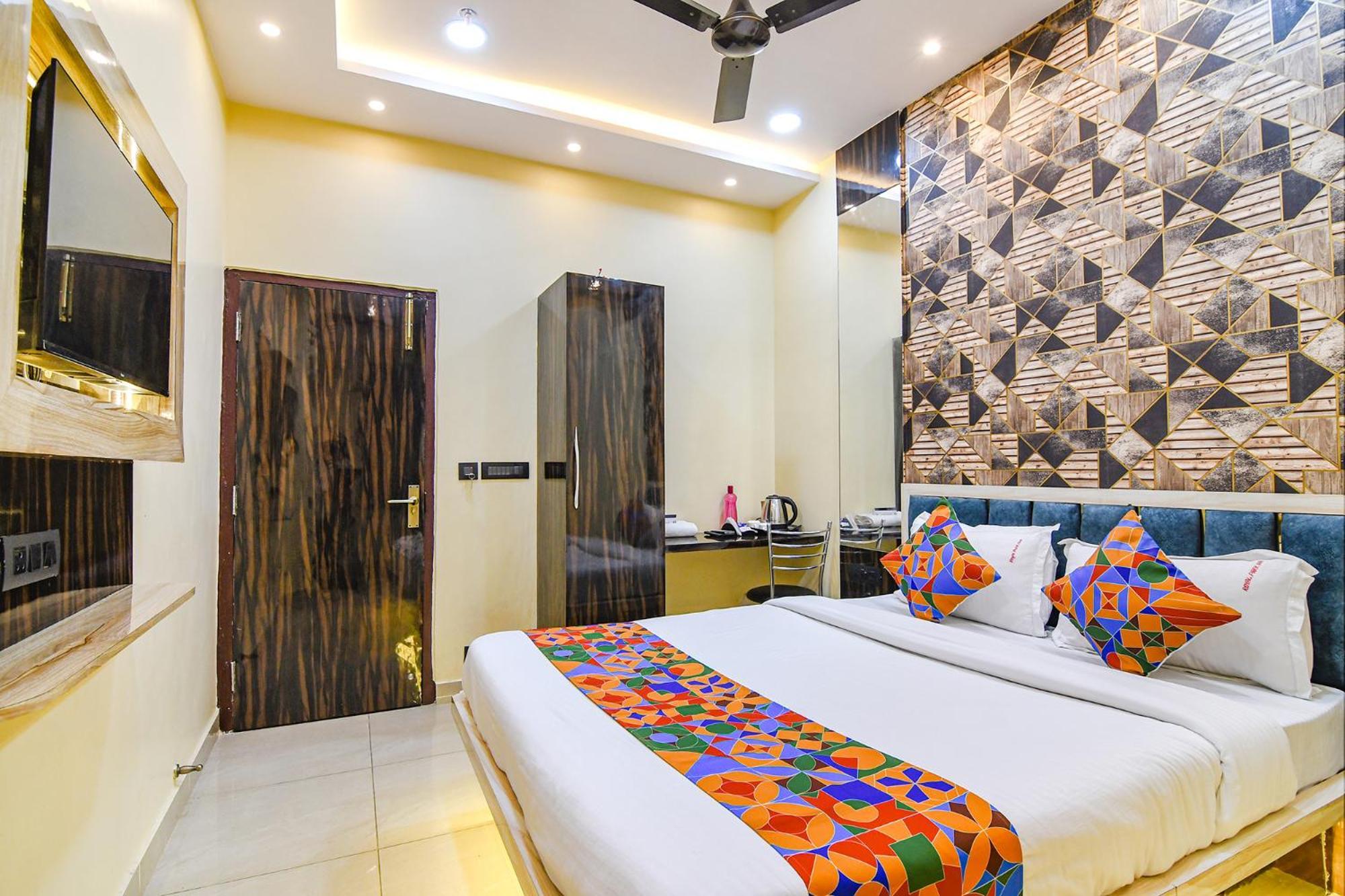 כלכותה Fabhotel Royal Park Inn - Nr Eden Garden Stadium מראה חיצוני תמונה