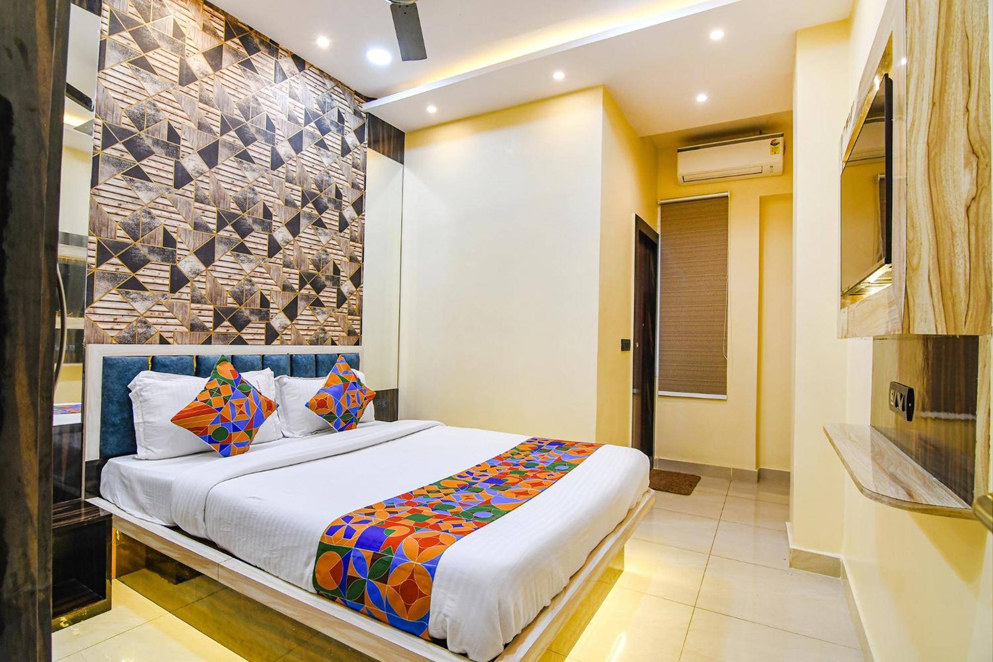 כלכותה Fabhotel Royal Park Inn - Nr Eden Garden Stadium מראה חיצוני תמונה
